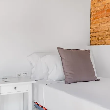 Apartment Sant Pau Ramblas Serennia Barcelona